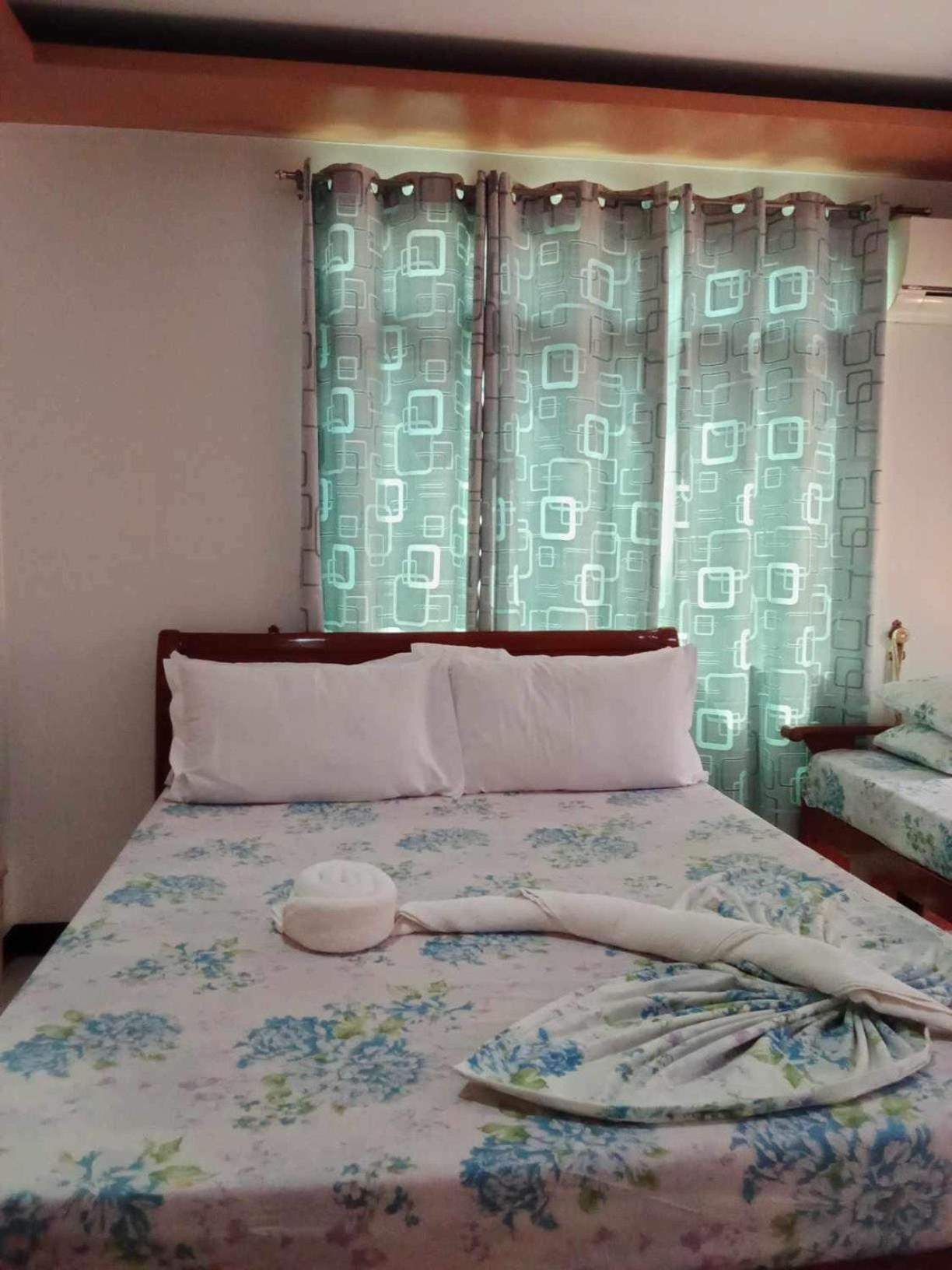 Buena'S Haven Travelodge Эль-Нидо Экстерьер фото