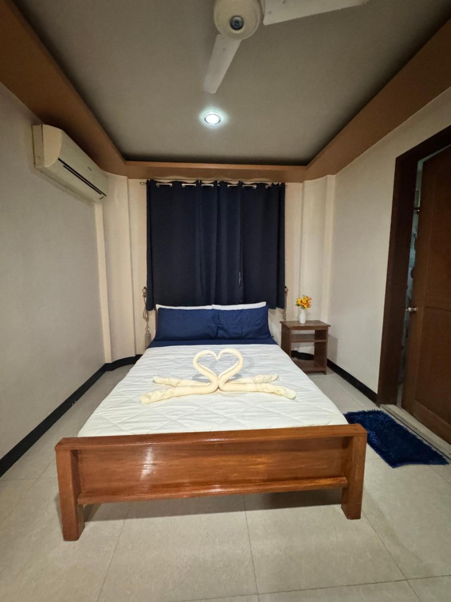 Buena'S Haven Travelodge Эль-Нидо Экстерьер фото